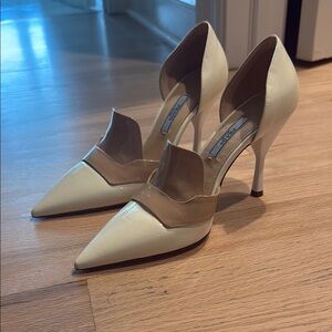 Elegant White and Tan Heels